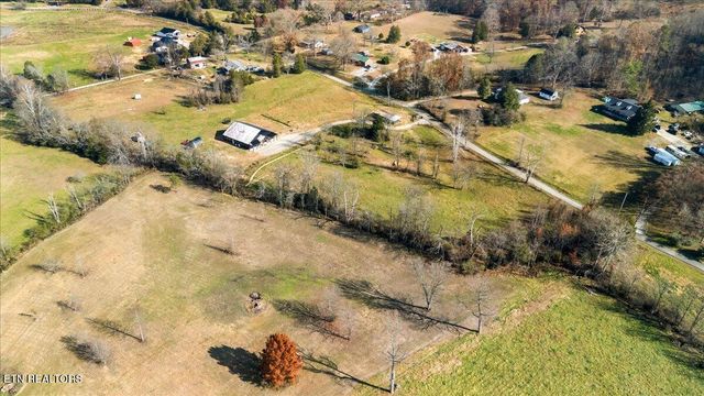 143 Hamilton Rd, Kingston, TN 37763