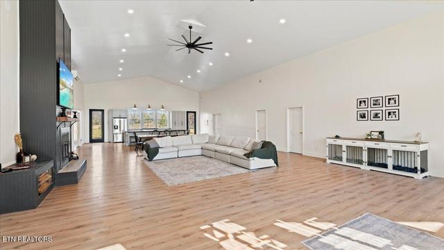 143 Hamilton Rd, Kingston, TN 37763