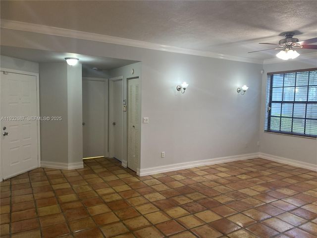 11989 NW 11th St 11989, Pembroke Pines, FL 33026