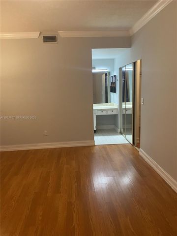 11989 NW 11th St 11989, Pembroke Pines, FL 33026