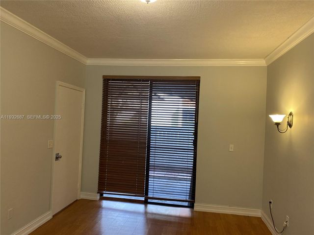 11989 NW 11th St 11989, Pembroke Pines, FL 33026