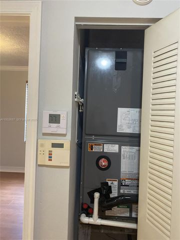 11989 NW 11th St 11989, Pembroke Pines, FL 33026