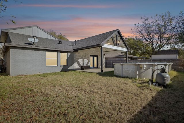 305 Meadow Street, Saginaw, TX 76179