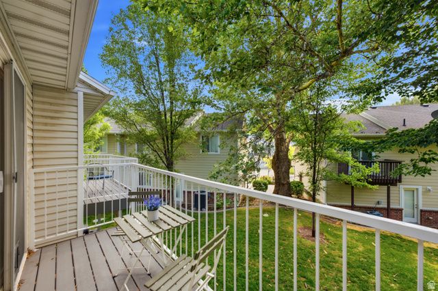 1672 S CANYONWOODS DR, Ogden, UT 84404