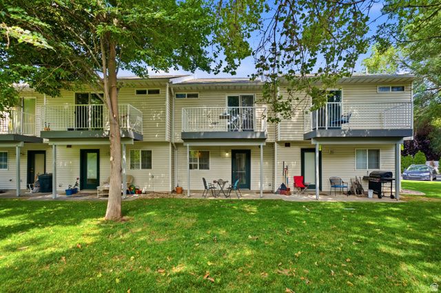 1672 S CANYONWOODS DR, Ogden, UT 84404