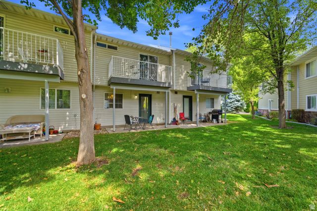 1672 S CANYONWOODS DR, Ogden, UT 84404
