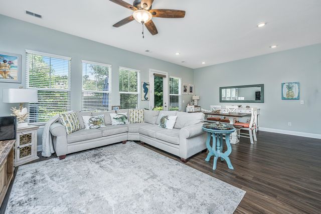 3044 Emma Lane, Mount Pleasant, SC 29466