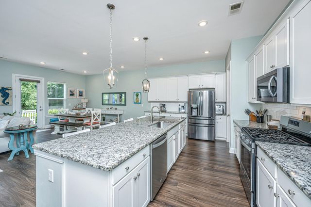 3044 Emma Lane, Mount Pleasant, SC 29466