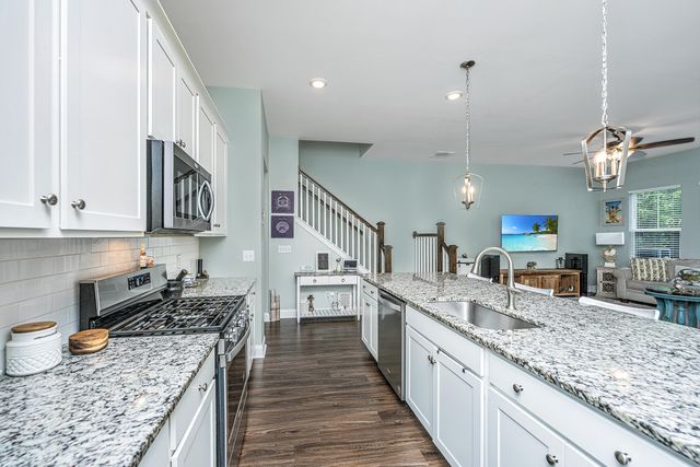 3044 Emma Lane, Mount Pleasant, SC 29466