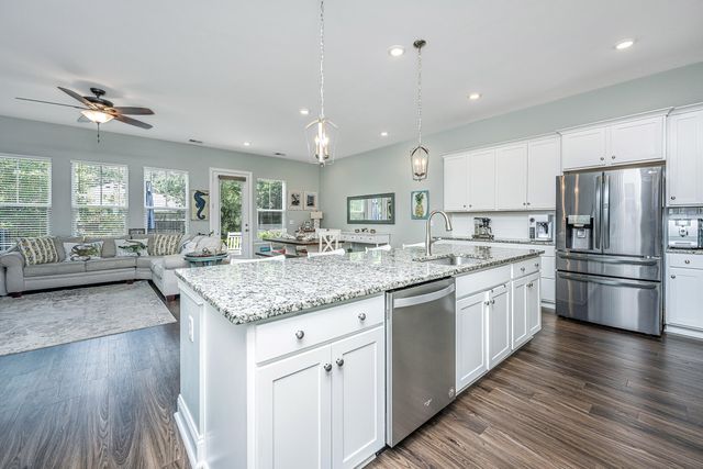 3044 Emma Lane, Mount Pleasant, SC 29466