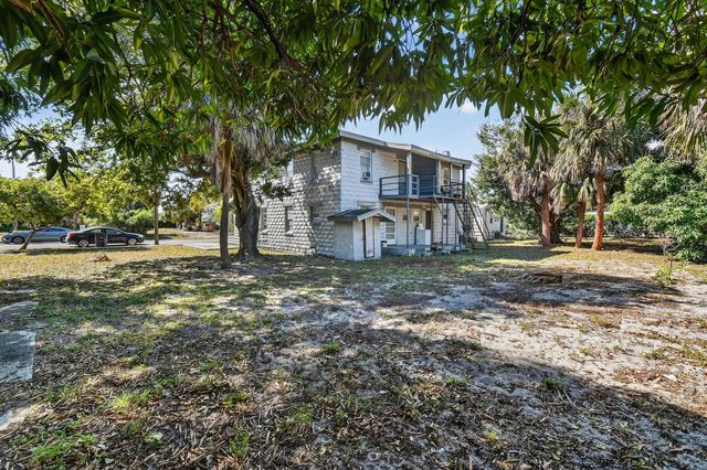 635 6th Street, West Palm Beach, FL 33401