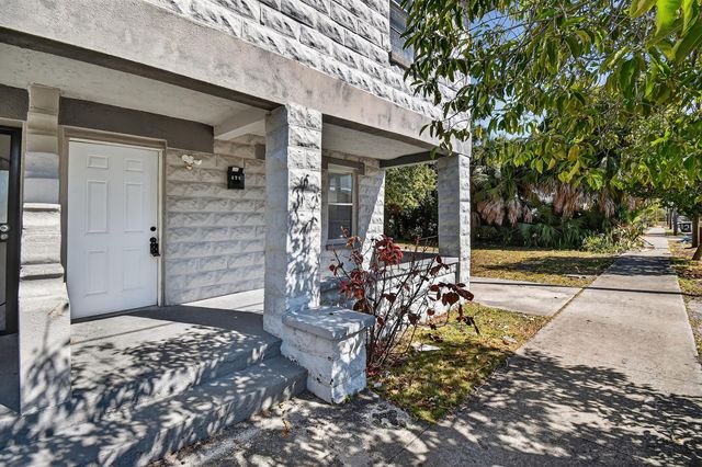 635 6th Street, West Palm Beach, FL 33401