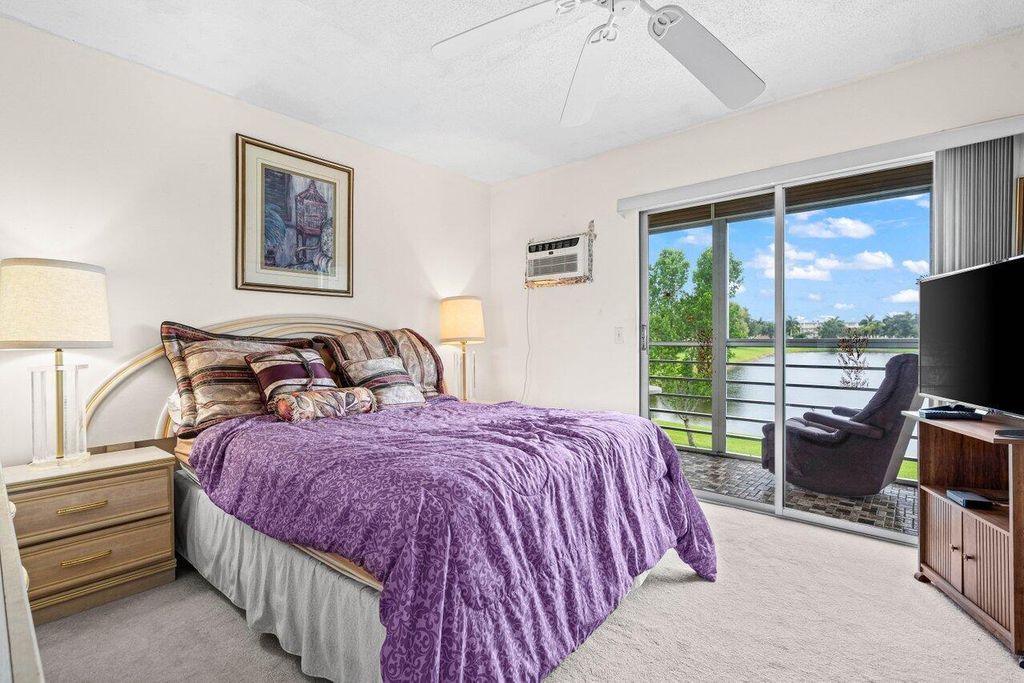 Image 16 of property listing at 105 Brighton C, Boca Raton, FL 33434