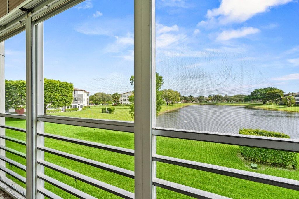 Image 22 of property listing at 105 Brighton C, Boca Raton, FL 33434