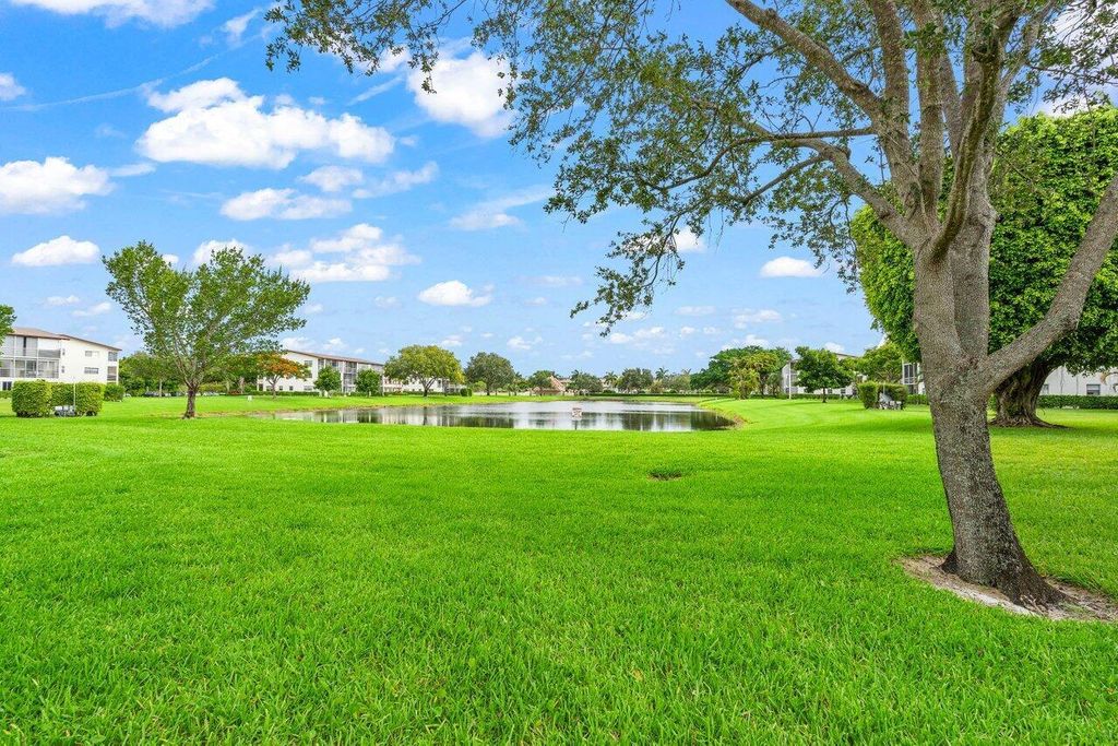 Image 23 of property listing at 105 Brighton C, Boca Raton, FL 33434