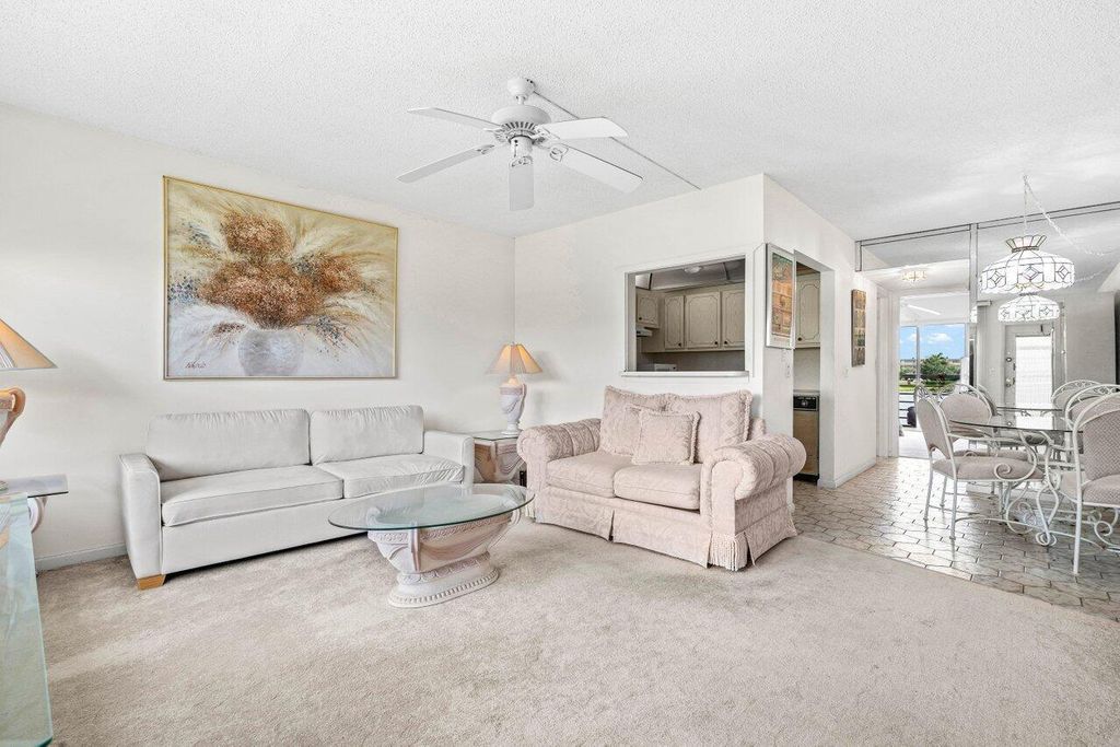 Image 4 of property listing at 105 Brighton C, Boca Raton, FL 33434