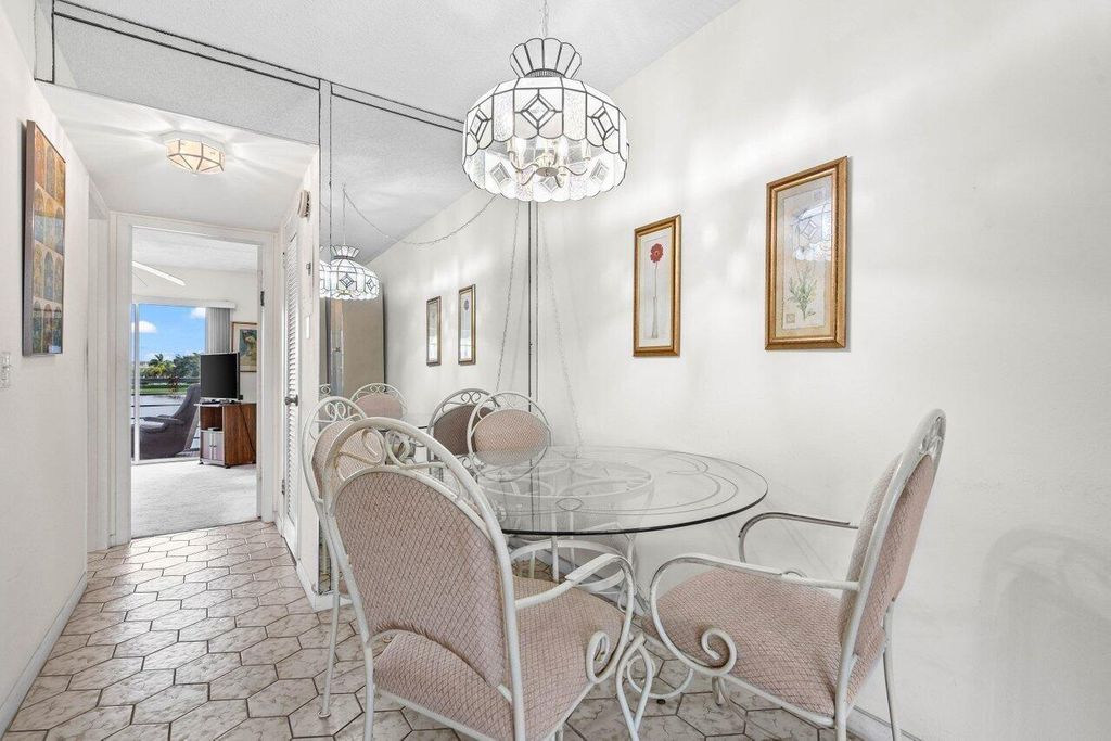 Image 8 of property listing at 105 Brighton C, Boca Raton, FL 33434