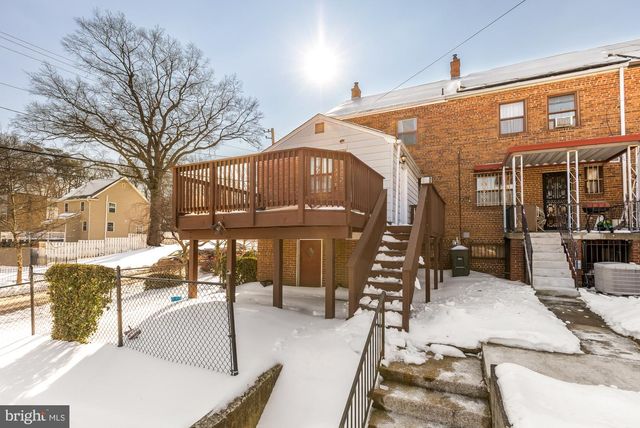 3984 AMES ST NE, Washington, DC 20019