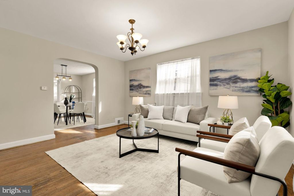 3984 AMES ST NE, Washington, DC 20019