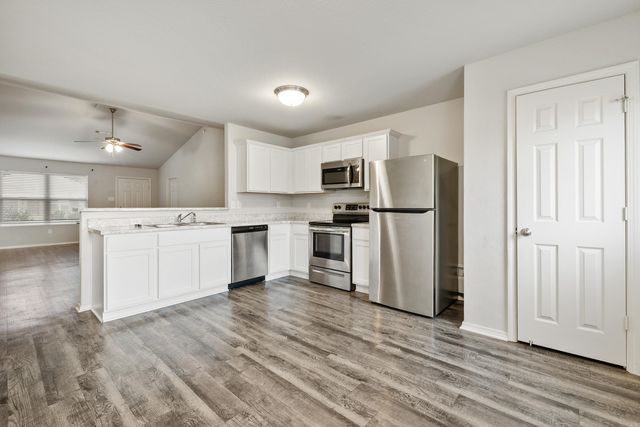 6096 Saddle Hill Drive, Alexander, AR 72002