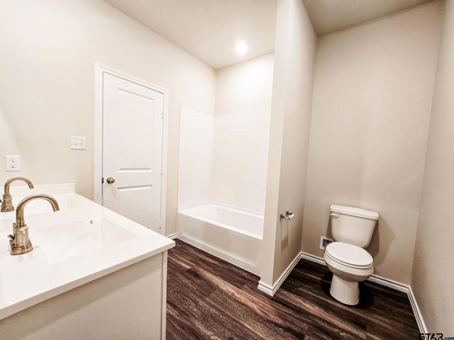 1536 Shug Lane, Lindale, TX 75771