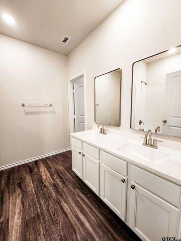 1536 Shug Lane, Lindale, TX 75771