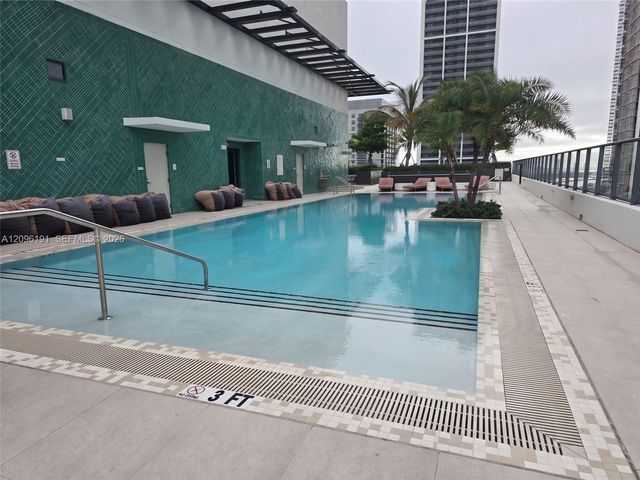 11 NE 6th Street 2103, Miami, FL 33132