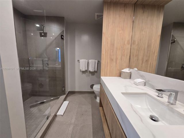 11 NE 6th Street 2103, Miami, FL 33132