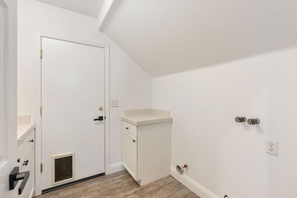 Image 21 of property listing at 10873 E Clearwater Way, Clovis, CA 93619