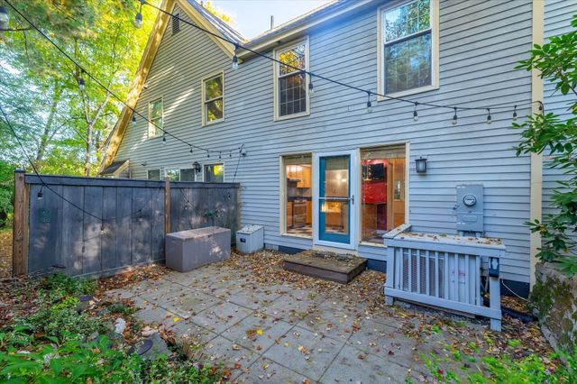 111 Brigham St 11B, Hudson, MA 01749