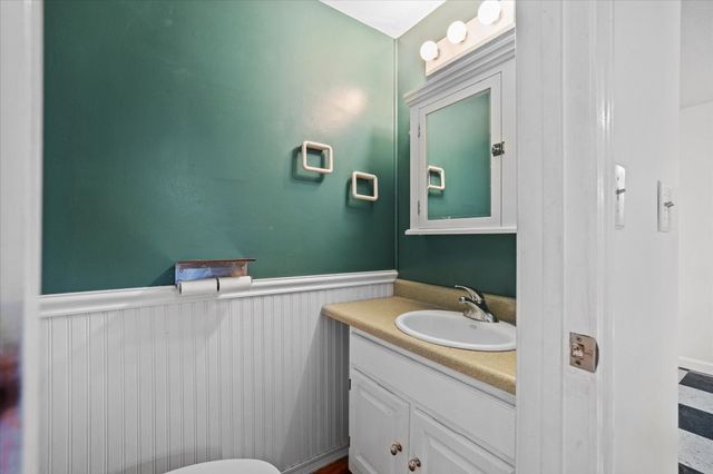 111 Brigham St 11B, Hudson, MA 01749
