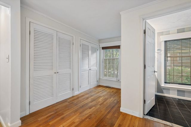111 Brigham St 11B, Hudson, MA 01749