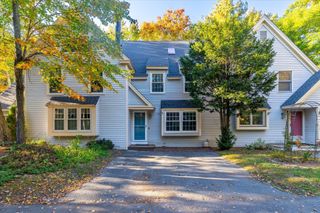 111 Brigham St 11B, Hudson, MA 01749
