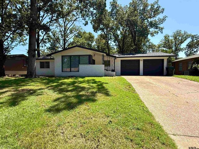 3205 Timberlane Dr, Tyler, TX 75701