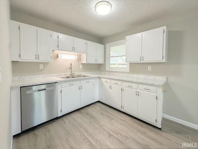 5003 COUNCIL RING Boulevard, Kokomo, IN 46902