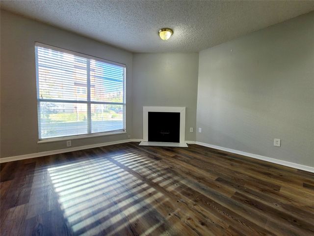 1901 N Fitzhugh Avenue 8, Dallas, TX 75204