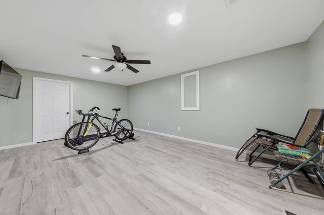2021 Diamond Hill RD, Moneta, VA 24121