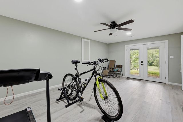 2021 Diamond Hill RD, Moneta, VA 24121