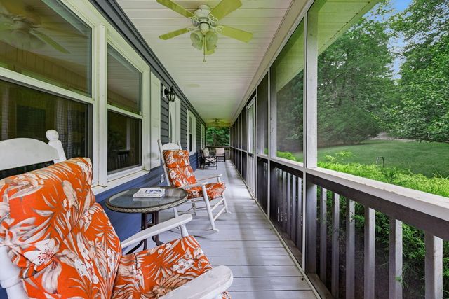 2021 Diamond Hill RD, Moneta, VA 24121