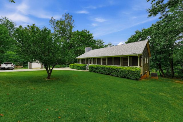 2021 Diamond Hill RD, Moneta, VA 24121