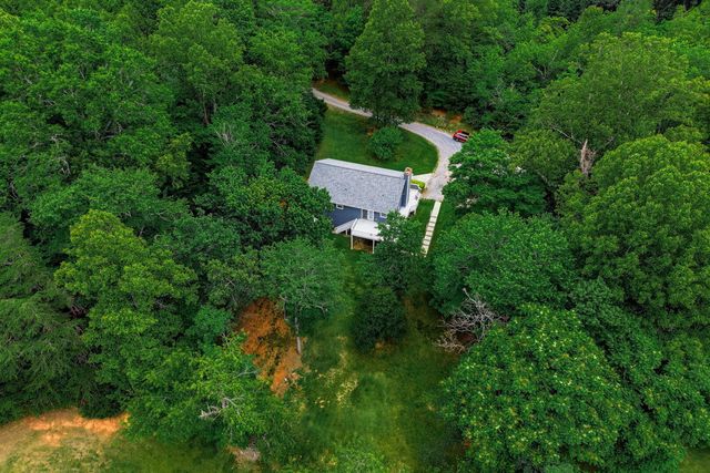 2021 Diamond Hill RD, Moneta, VA 24121