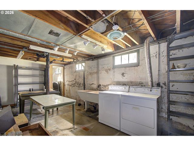 4534 Ne 82ND Ave, Portland, OR 97220