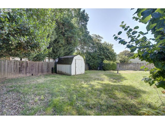 4534 Ne 82ND Ave, Portland, OR 97220
