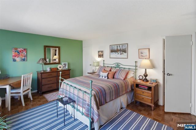 160 Overlook Avenue 5E1, Hackensack, NJ 07601