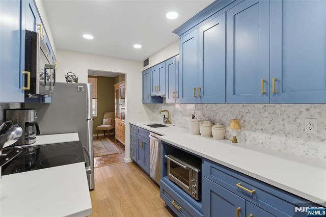 160 Overlook Avenue 5E1, Hackensack, NJ 07601