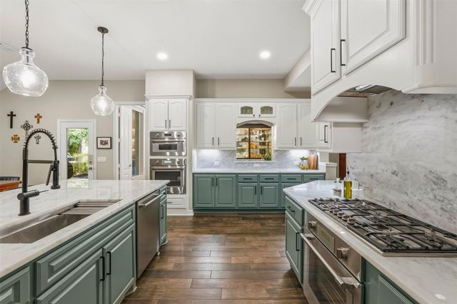 13249 Autumn Ash Drive, Conroe, TX 77302