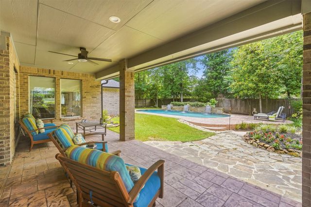 13249 Autumn Ash Drive, Conroe, TX 77302