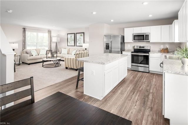 2177 Gilmer LN, Toano, VA 23168