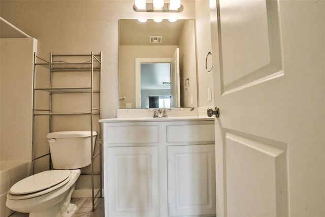 14209 Athens Lane, Yukon, OK 73099