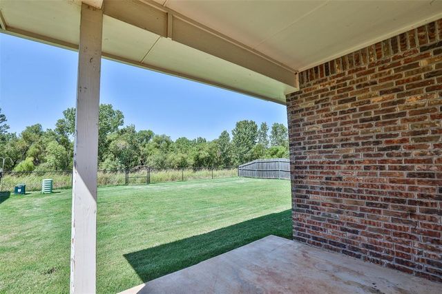 14209 Athens Lane, Yukon, OK 73099